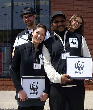  / &copy;: WWF-Canada