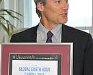 Vancouver Mayor Gregor Robertson celebrates global Earth Hour Capital win.