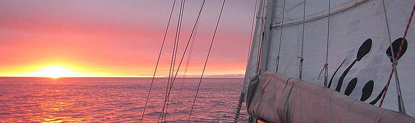Midnight Sun / ©: Students on Ice-WWF-Canon / ©: Students on Ice-WWF-Canon
